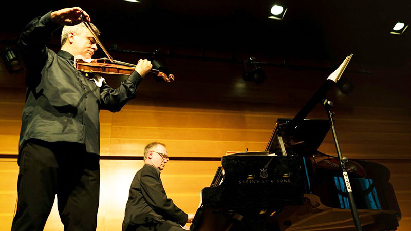 Concert met viool en piano Prof. Skerdjano Keraj-Viool en Prof. Herbert Görtz- vleugel
